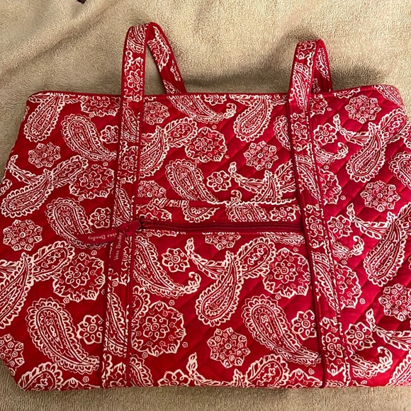 Vera Bradley Vera Tote NWT - Picture 4 of 8